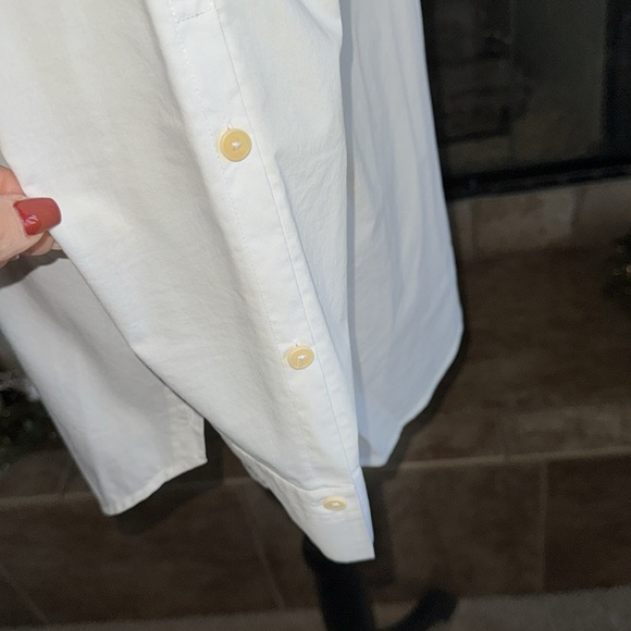 Athleta Button Down Oversized Button Down Long Sleeve Shirt. - Picture 8 of 14